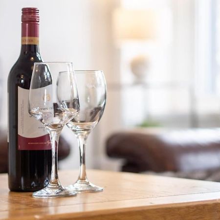 Mumbles View - Free Parking Apartment Oystermouth Екстериор снимка