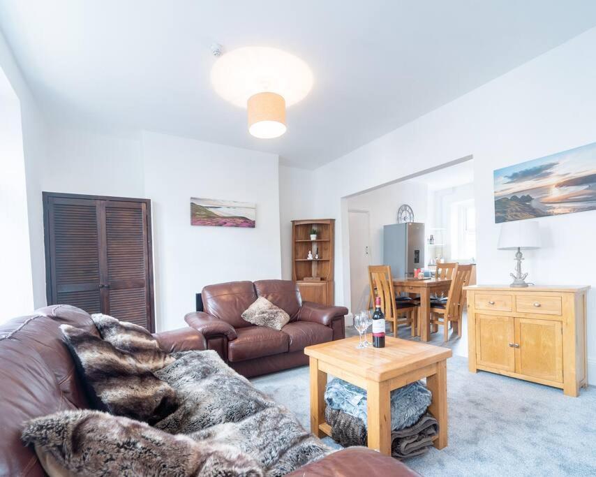 Mumbles View - Free Parking Apartment Oystermouth Екстериор снимка