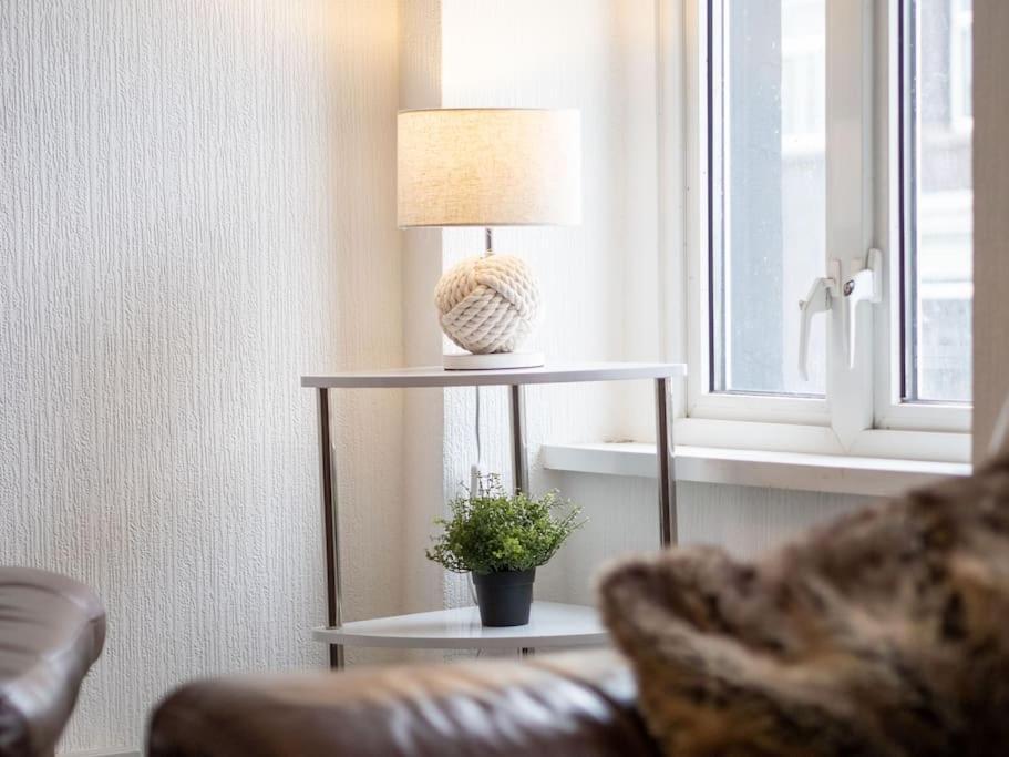 Mumbles View - Free Parking Apartment Oystermouth Екстериор снимка